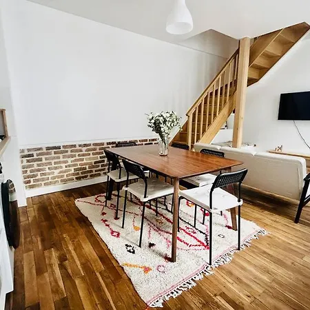 Maison Avec Terrasse Renovee Tatil Evi Asnières