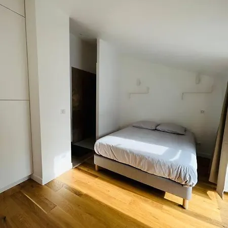 Maison Avec Terrasse Renovee * Asnières